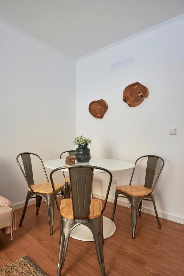 Belem Light Filled Apt With Patio, By Timecooler Lisbon Exterior photo